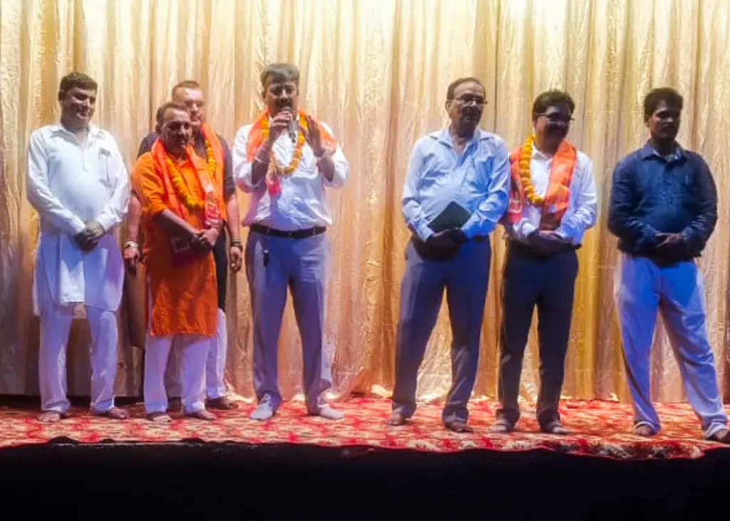 Naresh Arora attends Ramleela